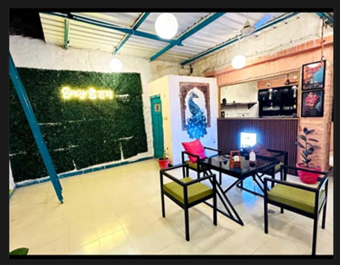 ג'ודפור Blue Town Hostel & Cafe מראה חיצוני תמונה