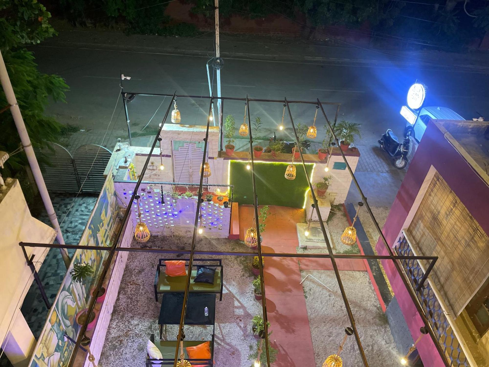 ג'ודפור Blue Town Hostel & Cafe מראה חיצוני תמונה
